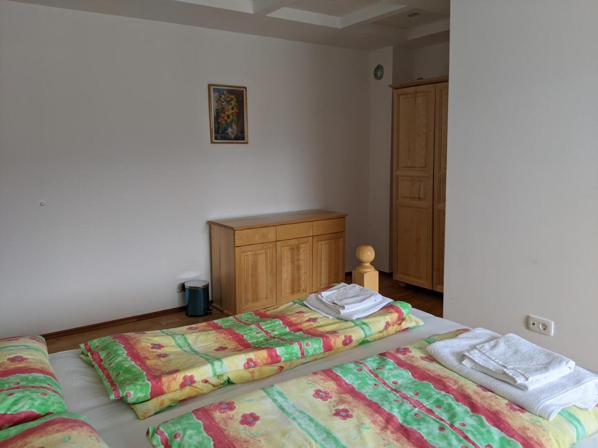 Appartement & Restaurant Abas *