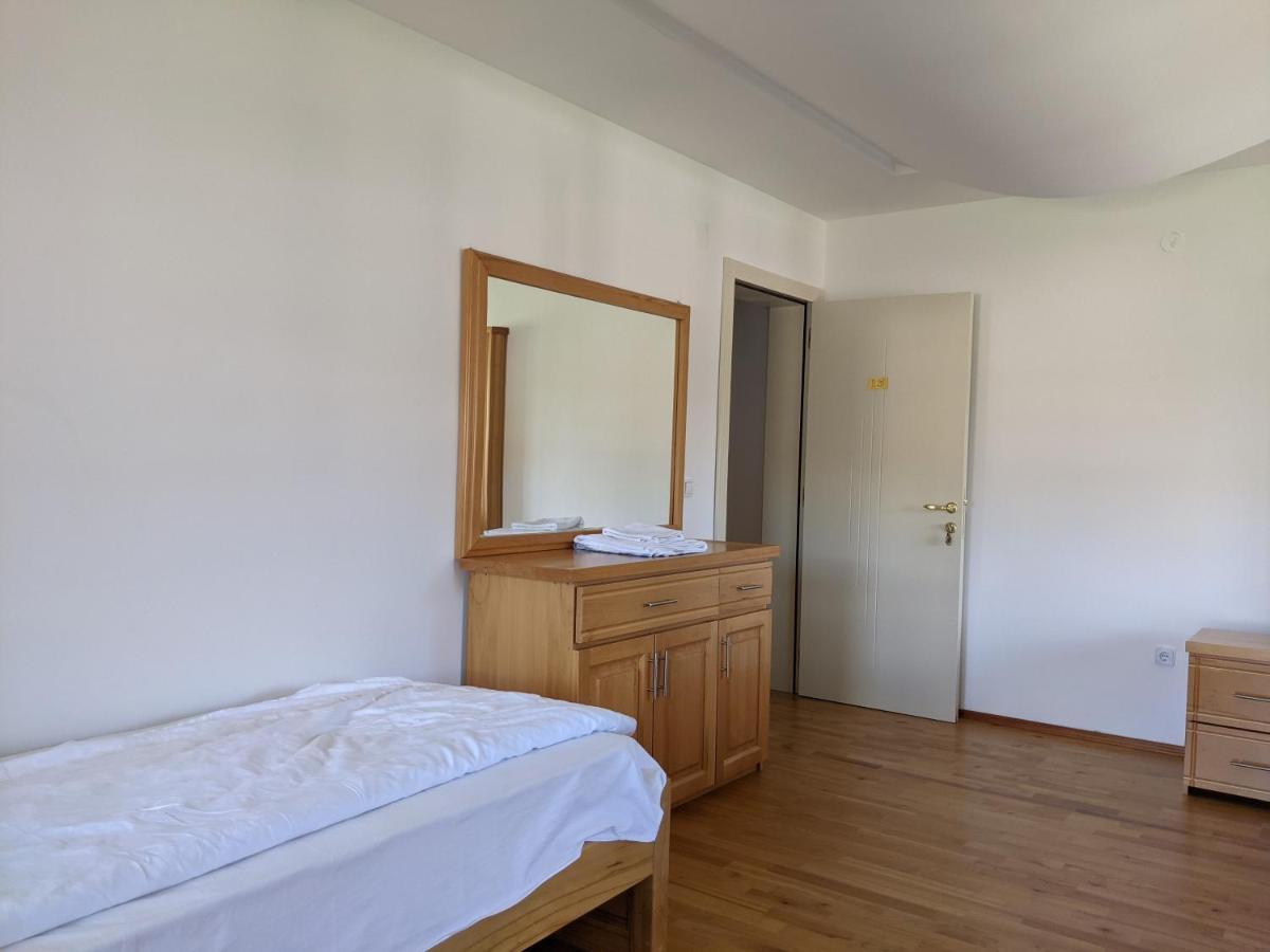 & Restaurant Abas Appartement *
