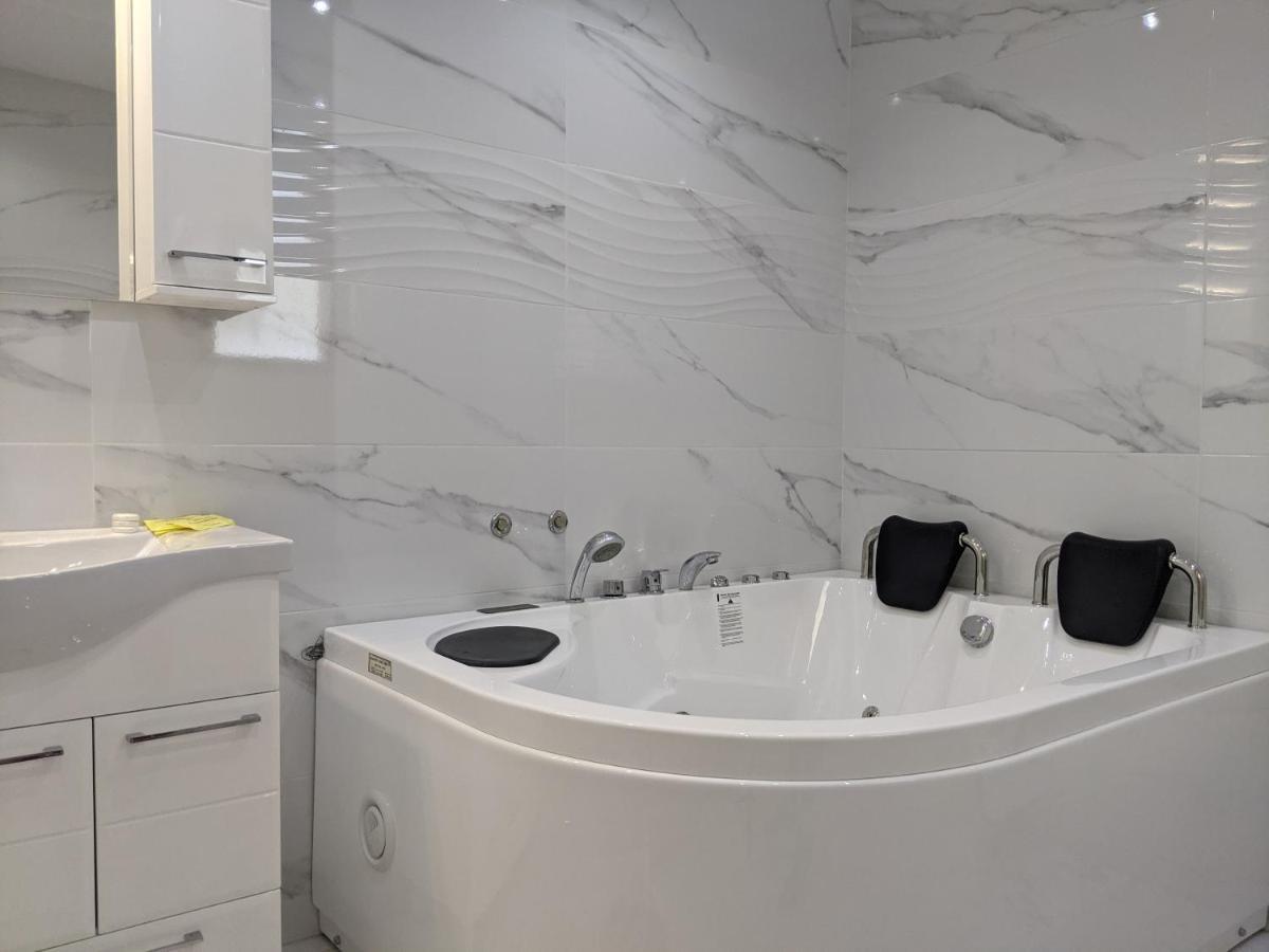 Appartement & Restaurant Abas *
