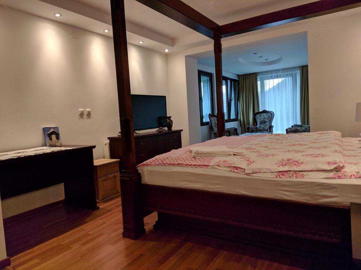 & Restaurant Abas Appartement *