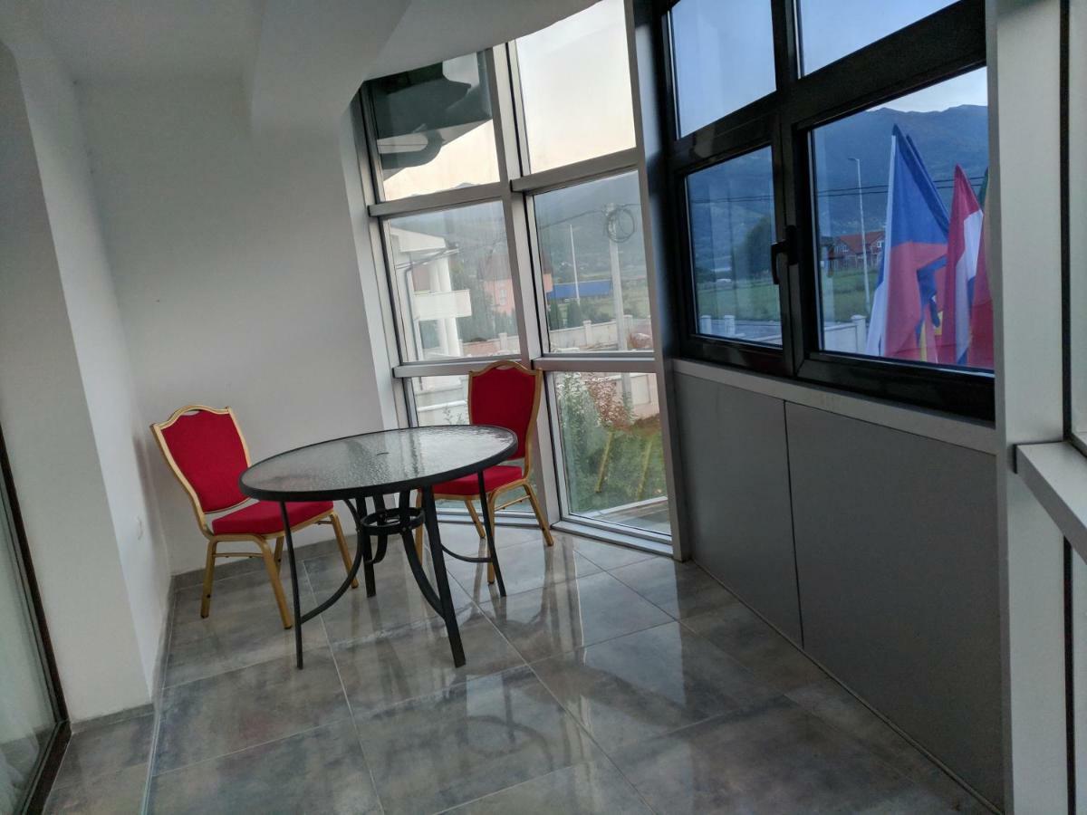 Appartement & Restaurant Abas *